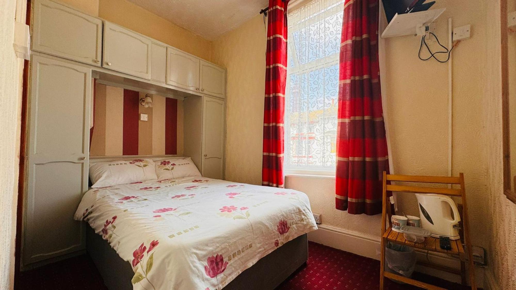 Delamere Hotel 블랙풀 외부 사진
